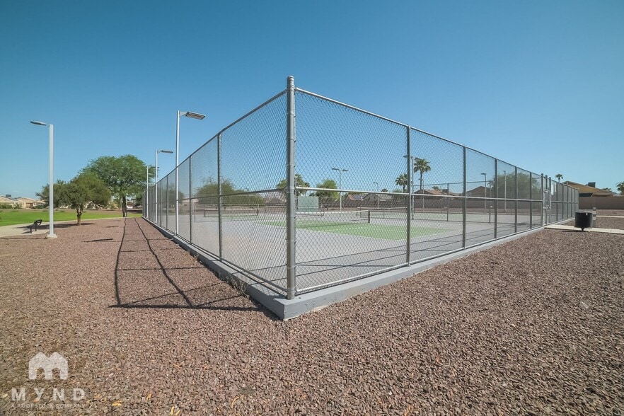 Building Photo - 8336 N 105th Ln