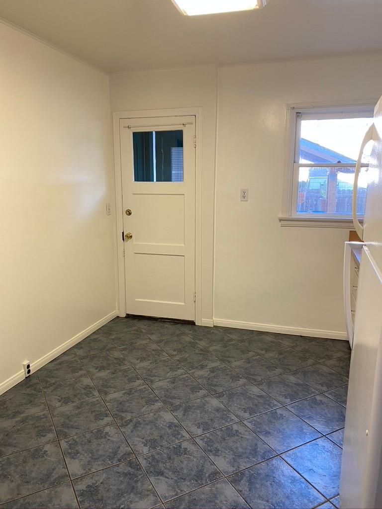 without furniture - 1236 10th St