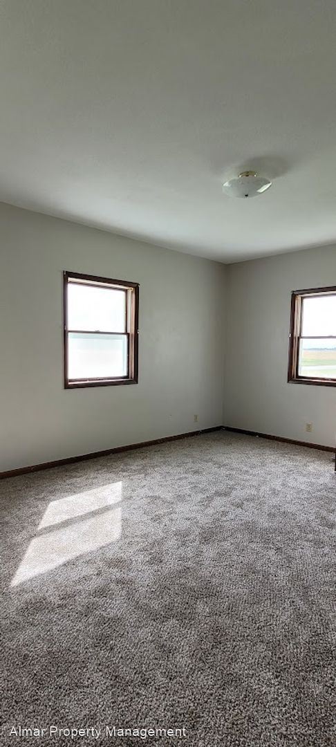 Building Photo - 3 br, 1 bath House - 9108 Township Road K