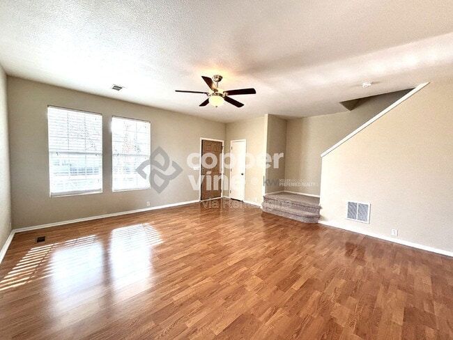 Building Photo - 3285 E 123rd Dr