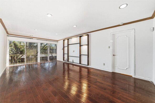 Building Photo - 5050 Ambassador Way