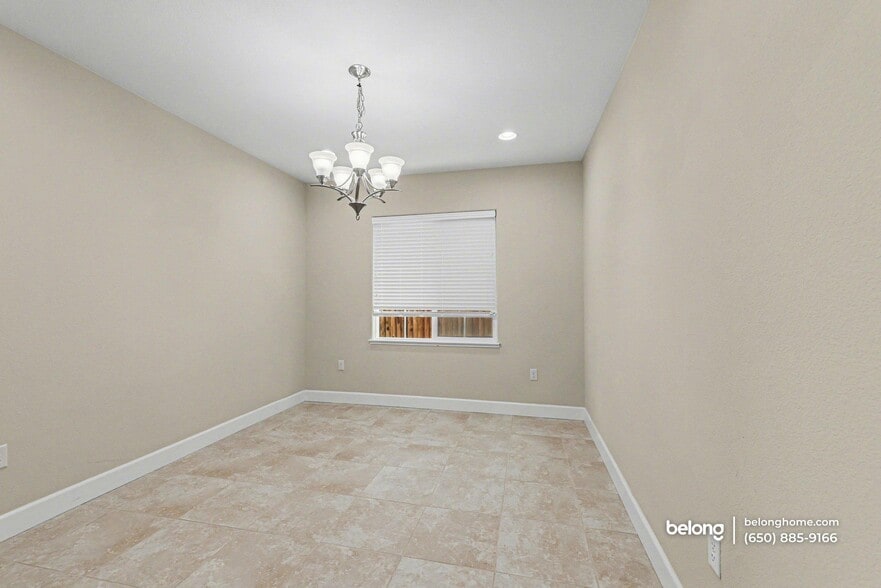 Building Photo - 6856 Syrah Dr