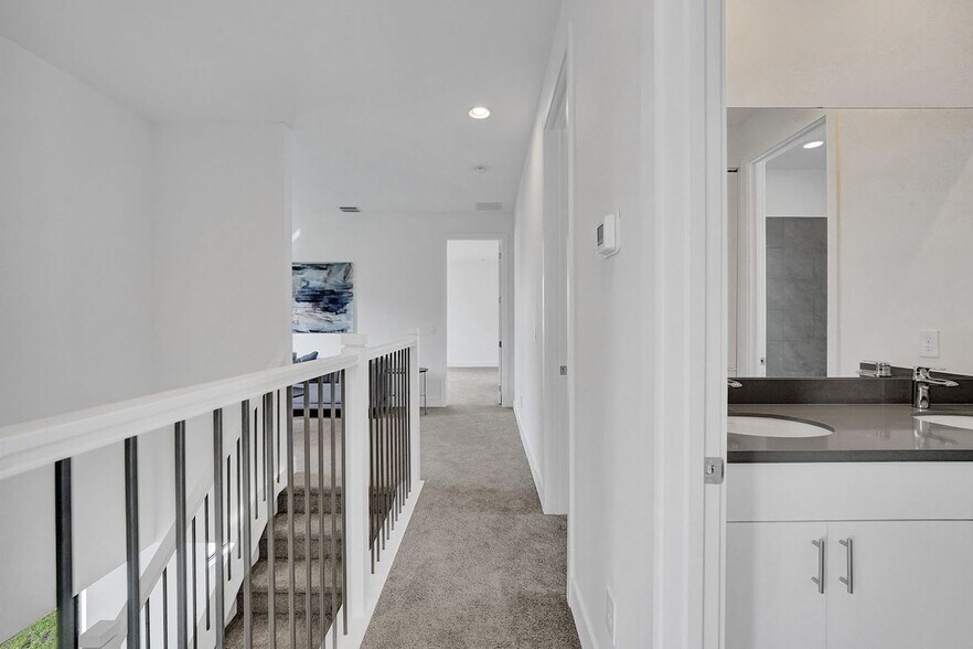 Building Photo - 13145 Addilyn Ct