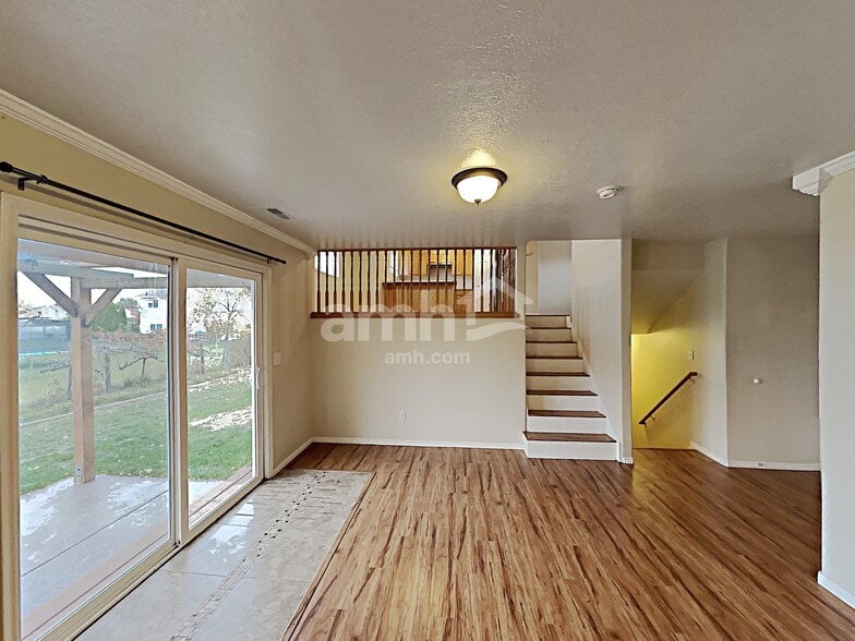 Building Photo - 2258 S 2775 W