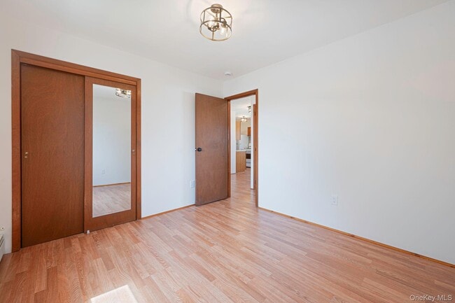 Building Photo - 456 15th St