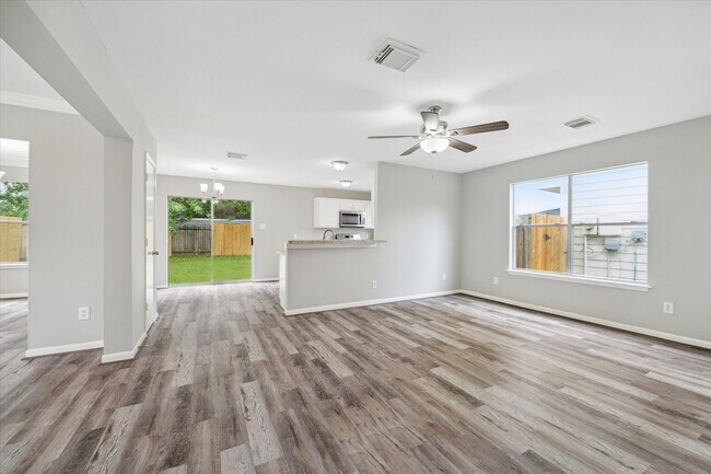Building Photo - 7347 Parkland Manor Dr