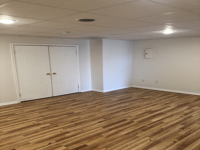 Building Photo - 130 Carlisle