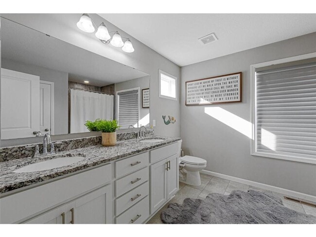 Building Photo - 2722 Jaber Ave NE