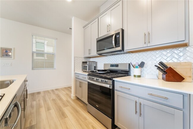 Building Photo - 2966 Gallarate Dr
