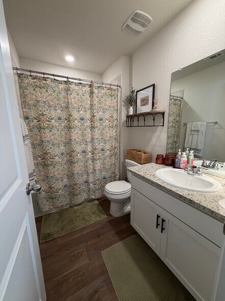 Building Photo - 1206 Brown Pelican Way