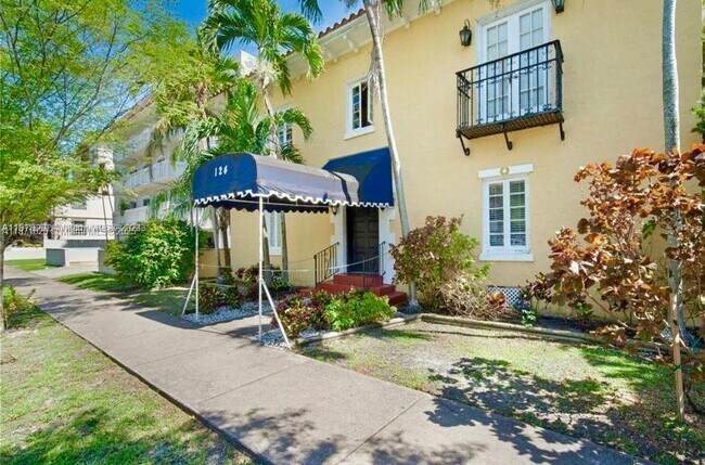 Primary Photo - 124 Mendoza Ave
