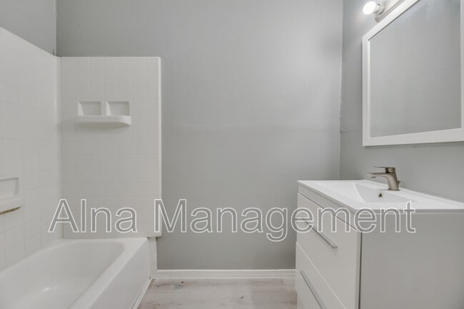 Building Photo - 6500 Melinda Dr