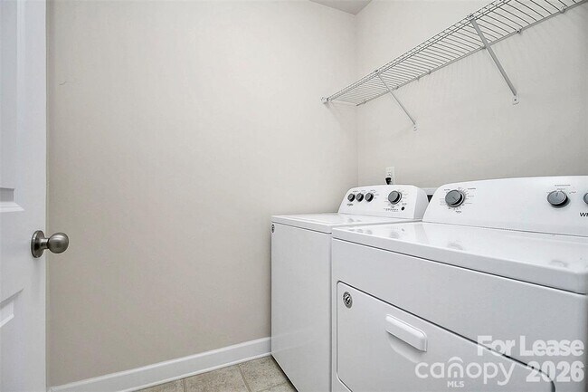 Building Photo - 9328 Glenburn Ln
