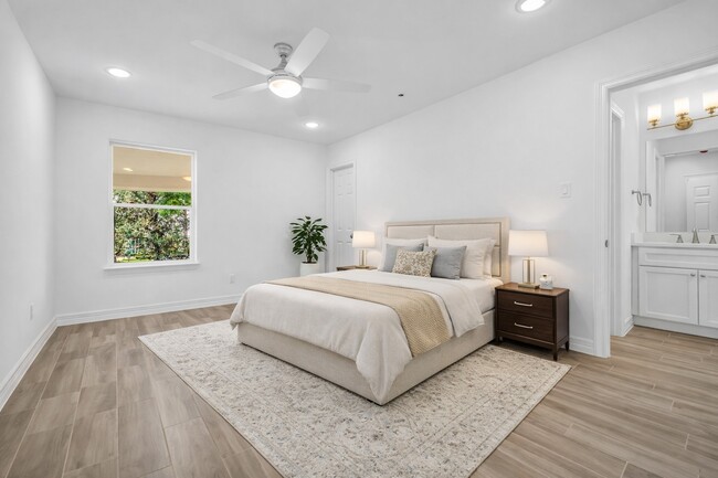 Building Photo - 11314 Williamsburg Dr