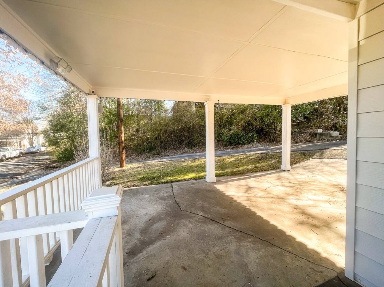 Carport - 4445 6th Ave S