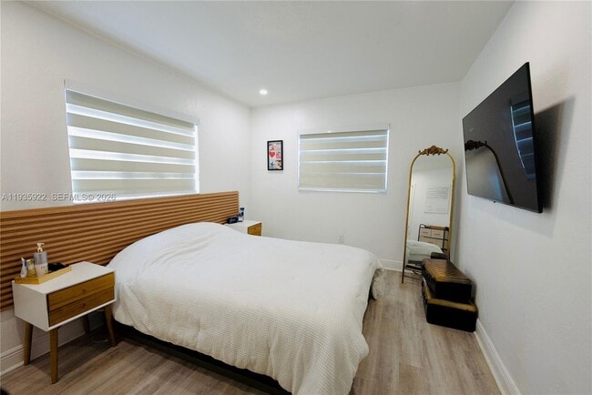 Building Photo - 14515 SW 105th Ct