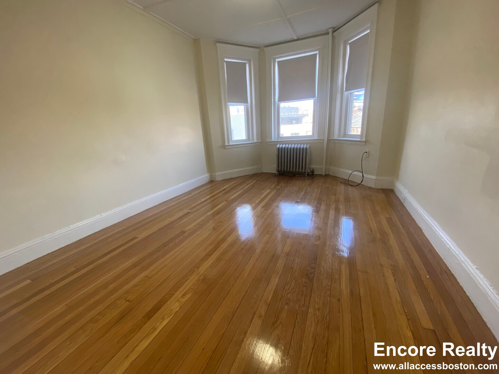 Building Photo - 1175 Boylston St