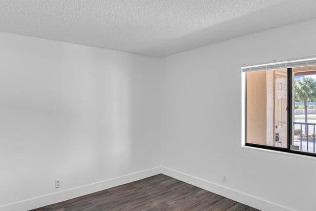 Building Photo - 7951 Southgate Blvd