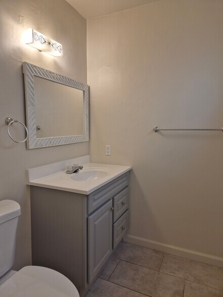 Building Photo - 6761 Curtis Ave