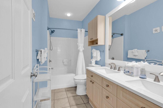 Building Photo - 4879 Luster Leaf Cir