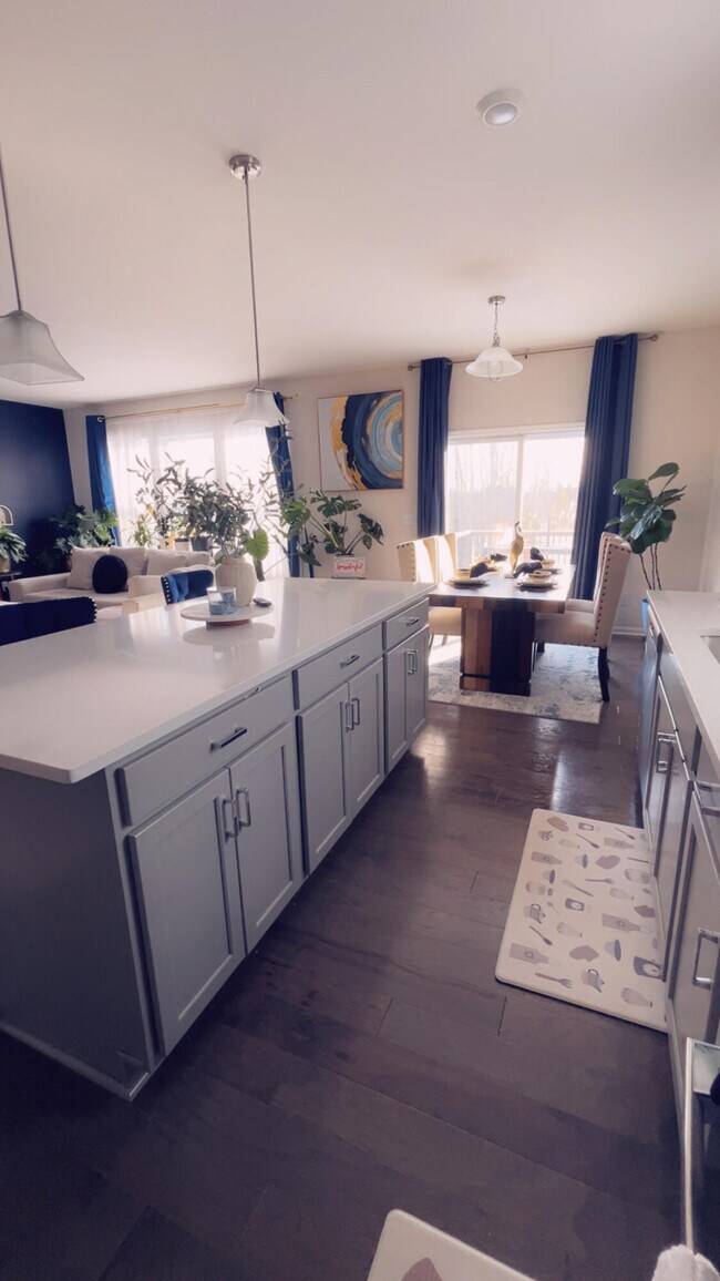 Building Photo - 3722 Park Creek Ln