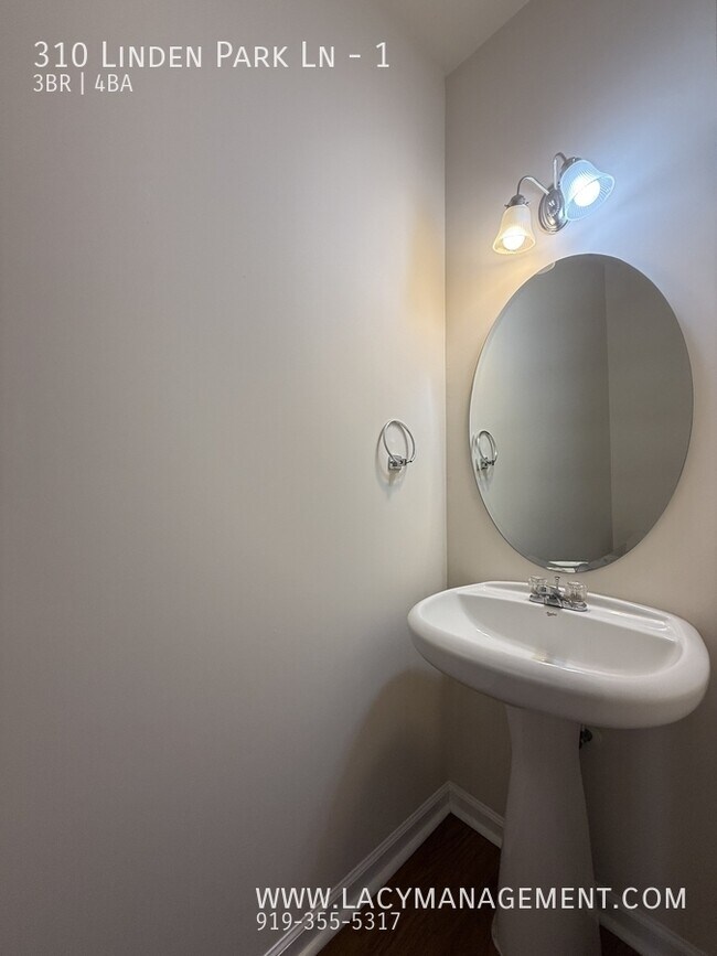 Building Photo - 310 Linden Park Ln