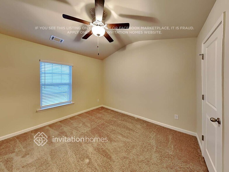 Building Photo - 228 Highland Pointe Cir E