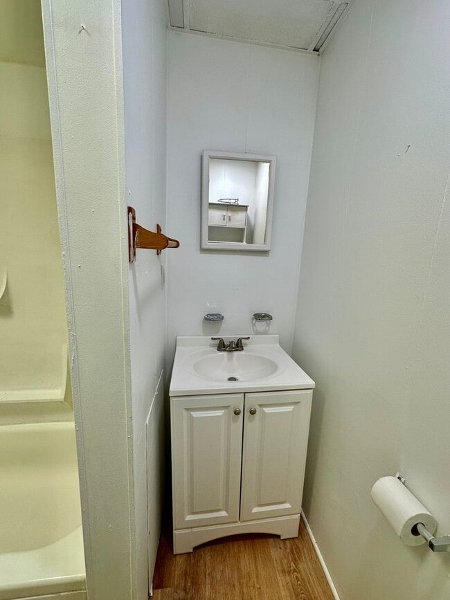 Building Photo - 1014 S 6th St