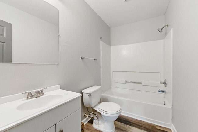 Building Photo - 2271 Sisk St NW