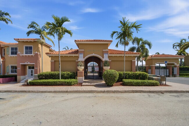 Building Photo - 732 SW 106th Ave
