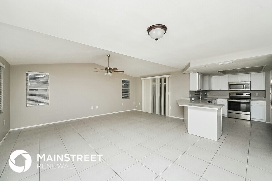 Building Photo - 7315 San Carlos Dr