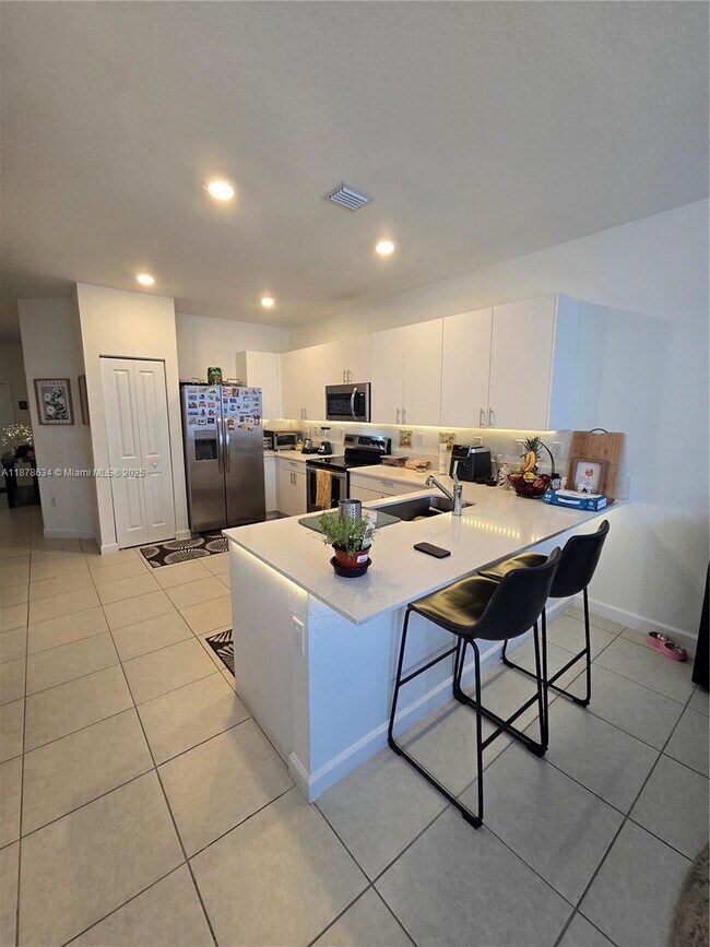 Building Photo - 13128 SW 234th Ter