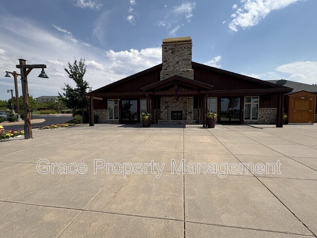 Building Photo - 24803 E Hoover Pl