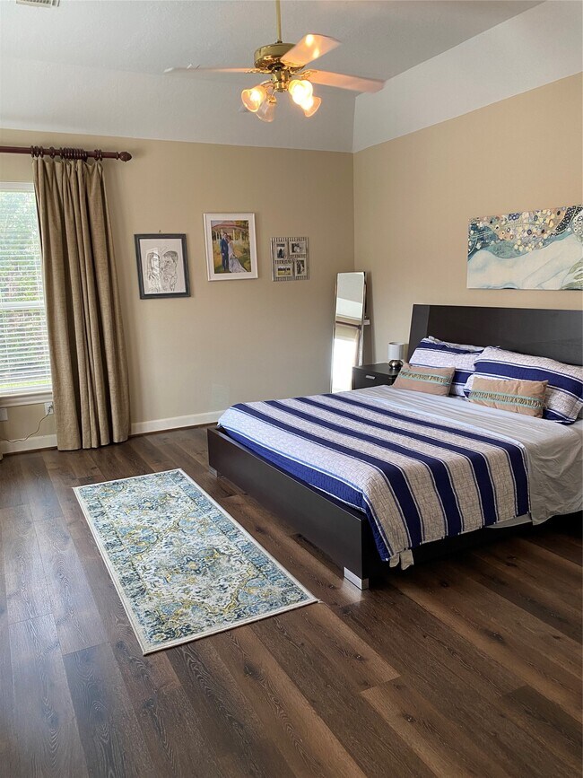 Building Photo - 12910 Watermist