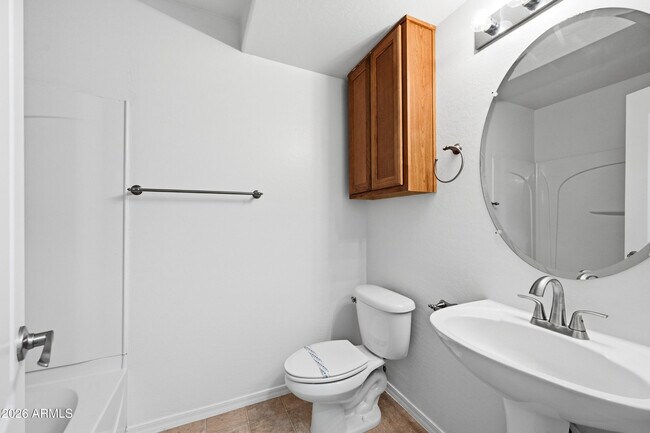 Building Photo - 3691 E Leslie Dr