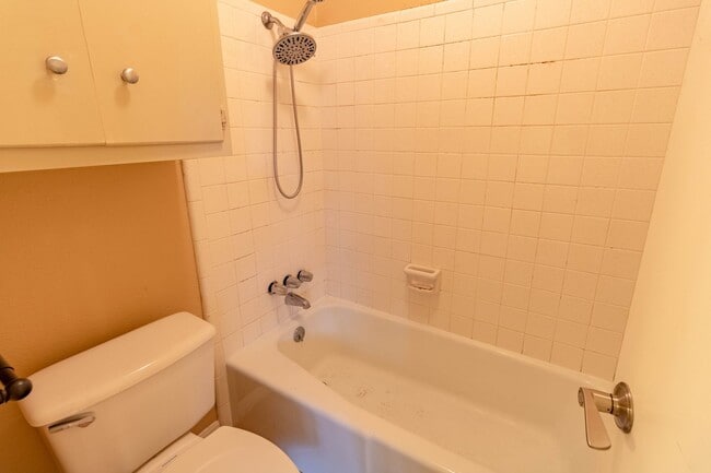 Building Photo - Charming 3 bed 2 bath Home in NW Austin!