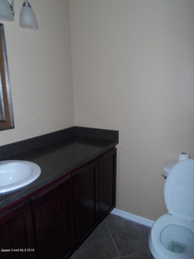 Building Photo - 5080 Hogan Pl