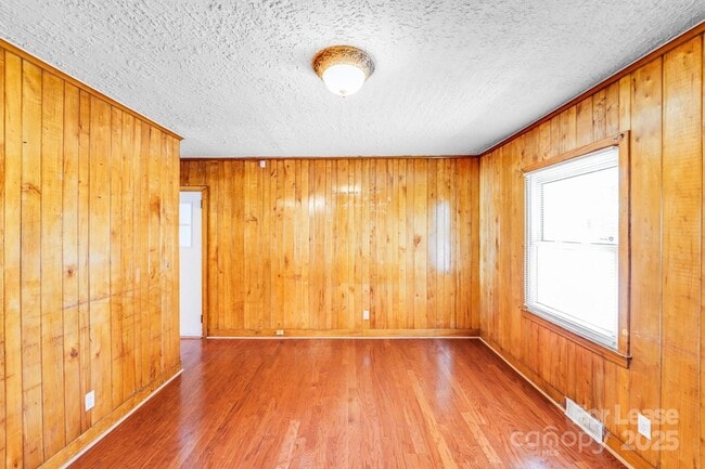 Building Photo - 5311 Princess St