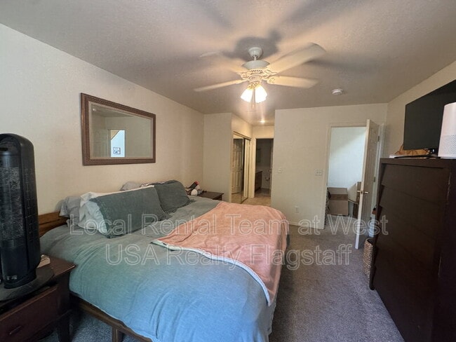 Building Photo - 1742 N Blue Spruce Cir