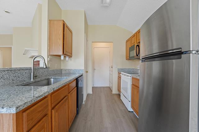 Building Photo - 2312 Corral Dr