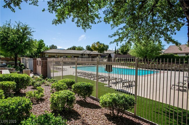 Building Photo - 7927 Bartlett Peak St