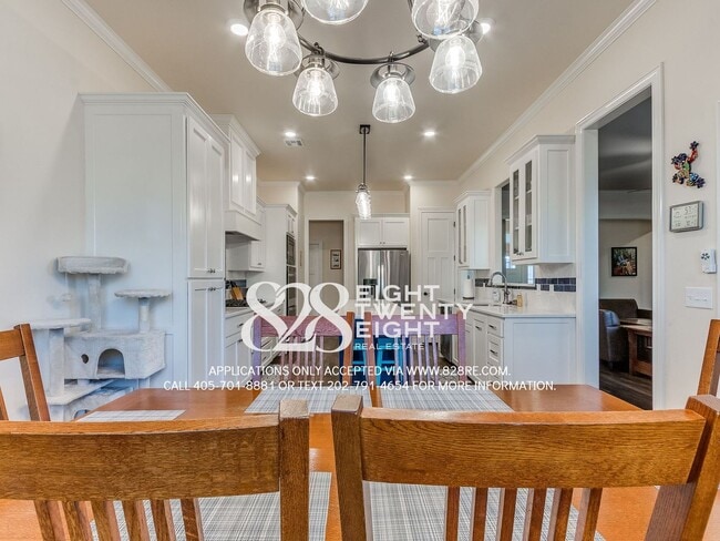 Building Photo - **COMING JANUARY 2ND!!!** STUNNINGLY BEAUTIFUL SPACIOUS 5 BED/3 BATH HOME IN ST JAMES PARK!