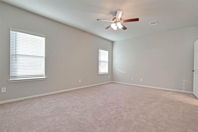Building Photo - 983 Golden Willow Ln