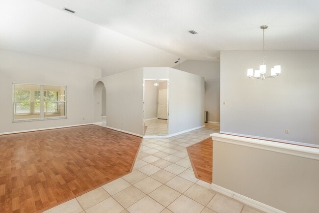 Building Photo - Great Location In NE Palm Bay!