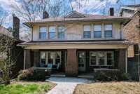 Building Photo - Great 3 bedroom, 2 story Duplex in Squirrel Hill