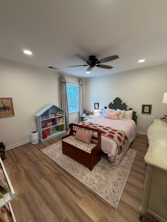 Building Photo - 1946 Corbin Rd