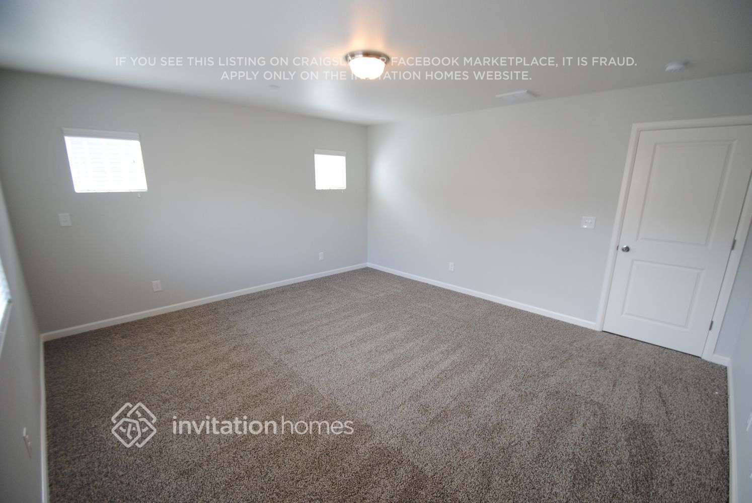 Building Photo - 606 Meadowwood Dr SW