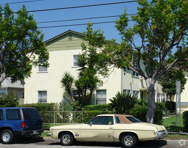 Building Photo - ven110