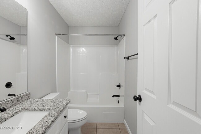 Building Photo - 8416 N Lagoon Dr