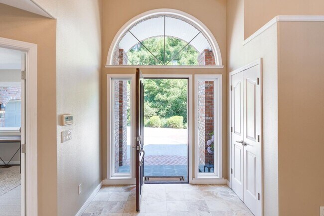 Building Photo - 5br/4ba Home - Luxury Country Living Minutes to Capitola & Soquel Village